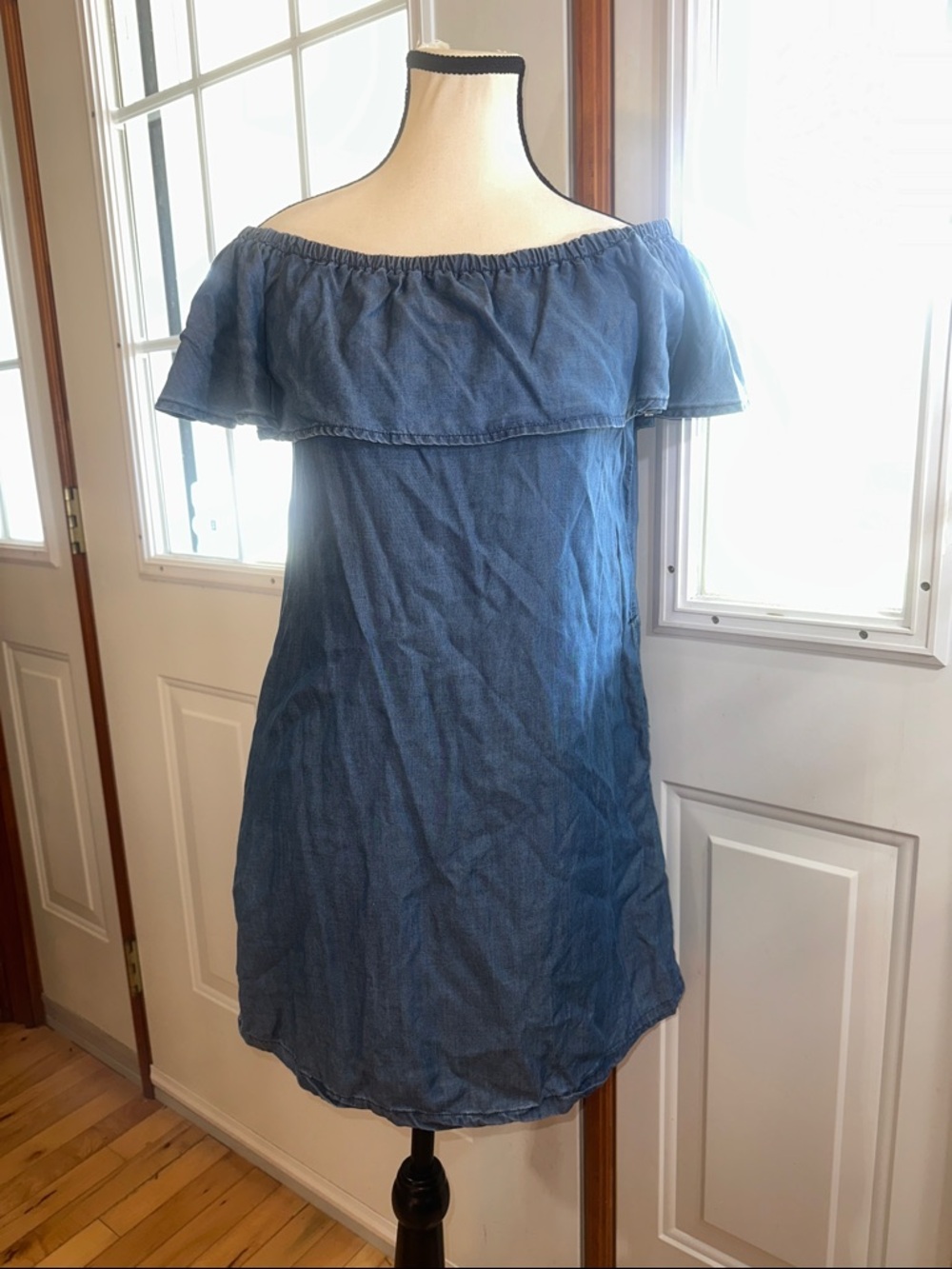 Tommy Bahama Strapless Chambray Blue Off-Shoulder Dress